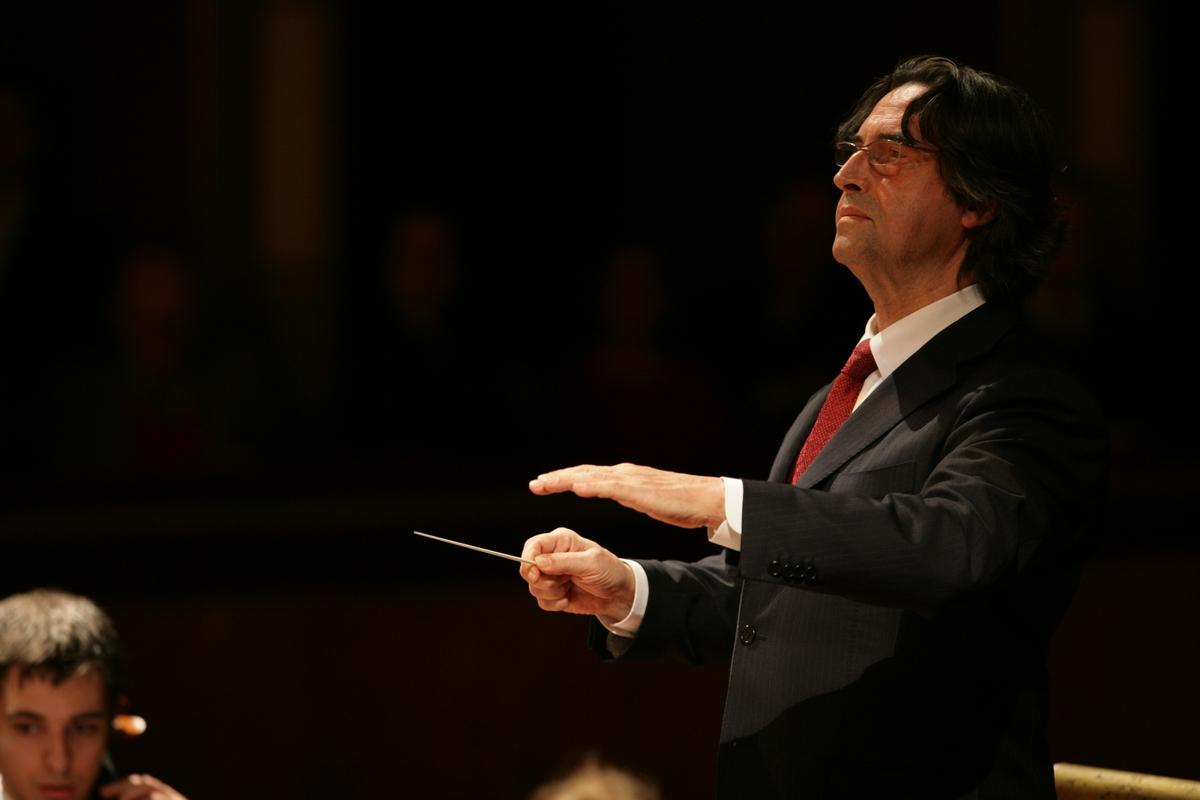  p>里卡尔多·穆蒂(riccardo muti),男, a target="_blank" href="