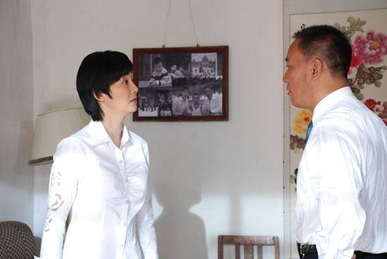 data-lemmaid="2487121">电视连续剧 /a>《贫富人生》,由 a target="