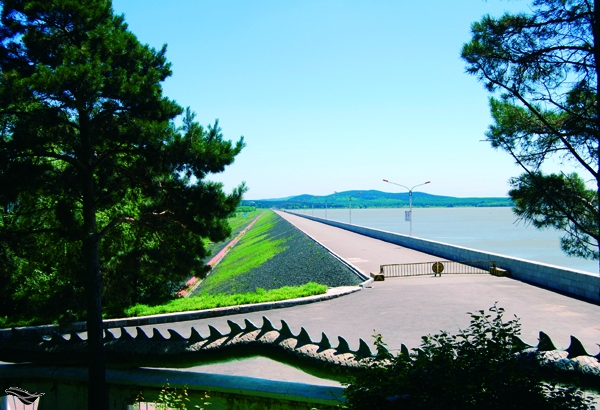 新立城水库