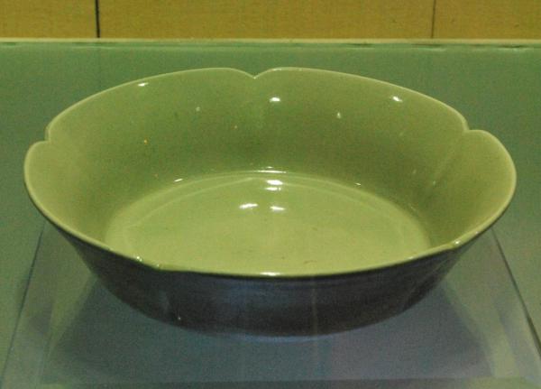 秘色瓷（中国传统制瓷工艺越窑青瓷中的特制瓷器）_百度百科