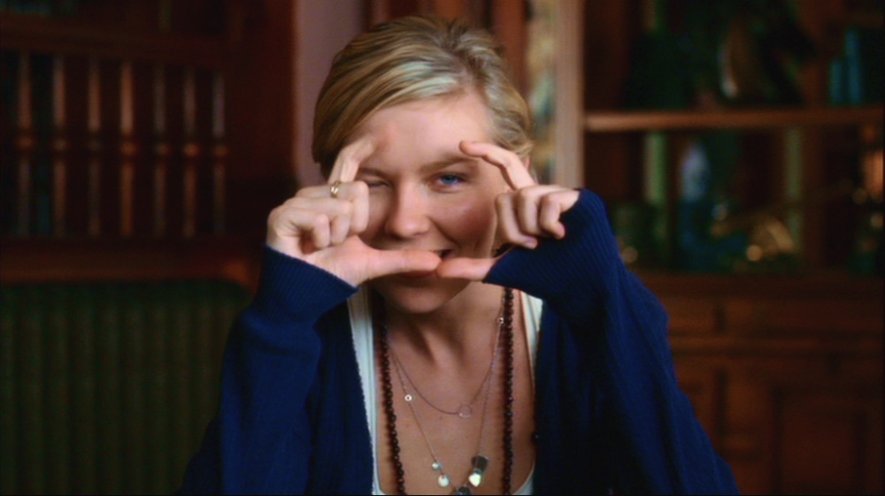  p data-id="gnzselhdpp">《伊丽莎白镇》是由  a target="_blank"