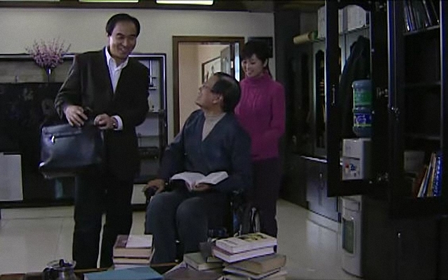  p>《怪罪》是2008年上映的悬疑类电视剧,由高进军执导,有中国版《 a