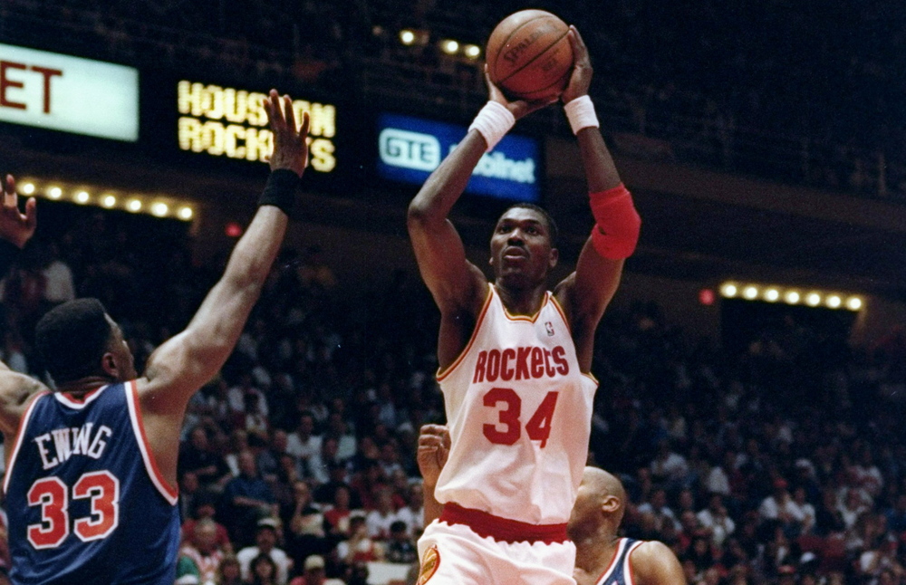  p>哈基姆·奥拉朱旺(hakeem olajuwon),1963年1月21日出生于尼日利亚