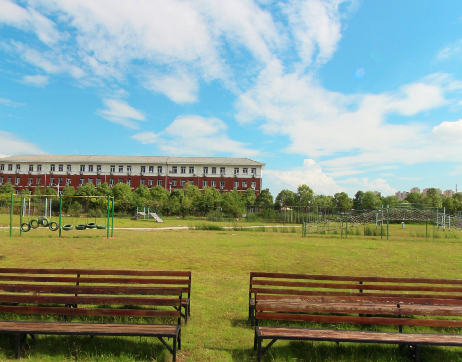 安庆市外国语学校