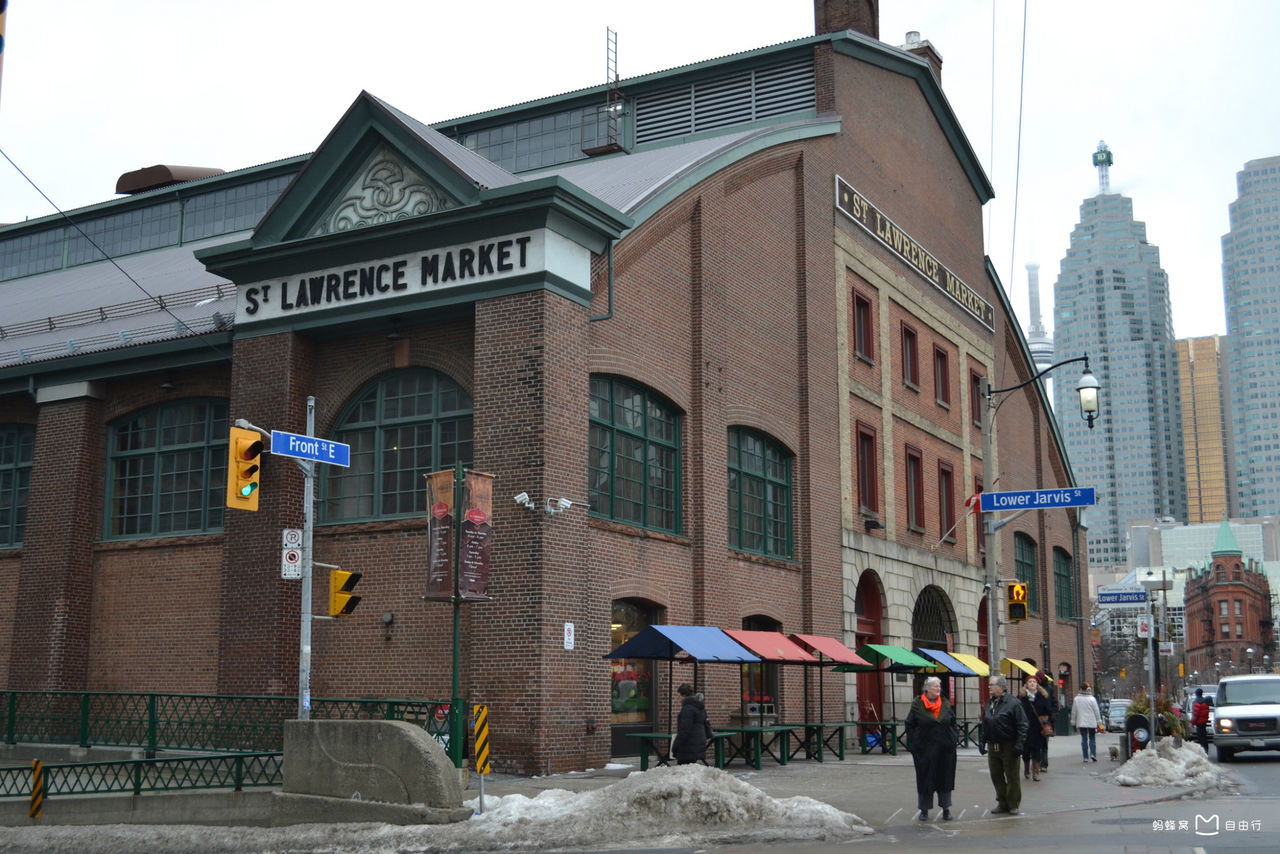  p data-id="gnxah86qba">圣劳伦斯市场这处古老的集市一直沿用,历久