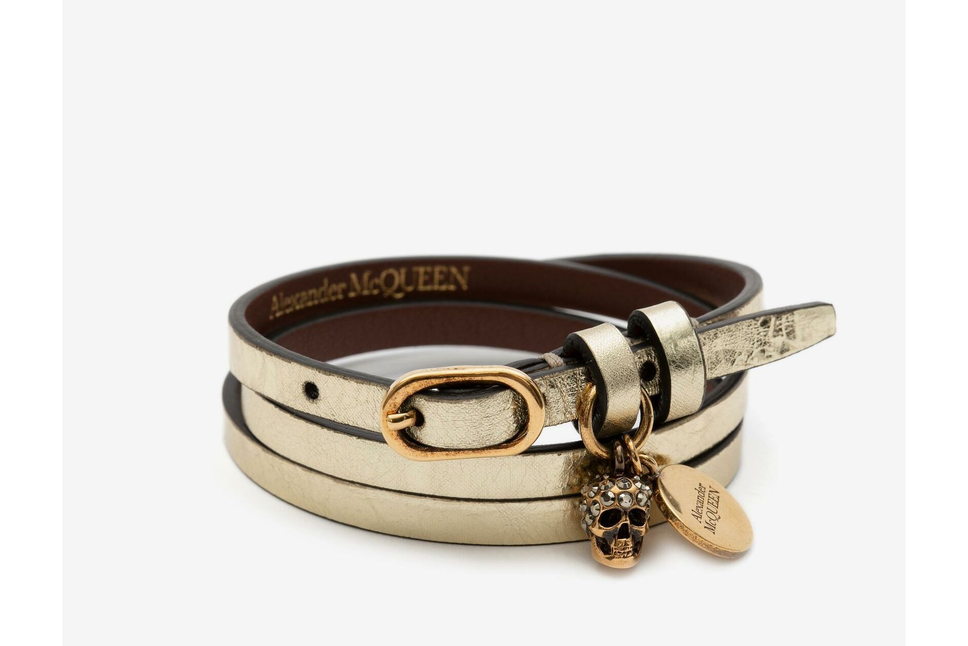  p>多层绕腕皮革手环是亚历山大麦昆品牌旗下的一款产品. /p>