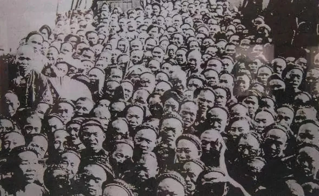 别再说吃桌饺是东北民俗了_百科TA说