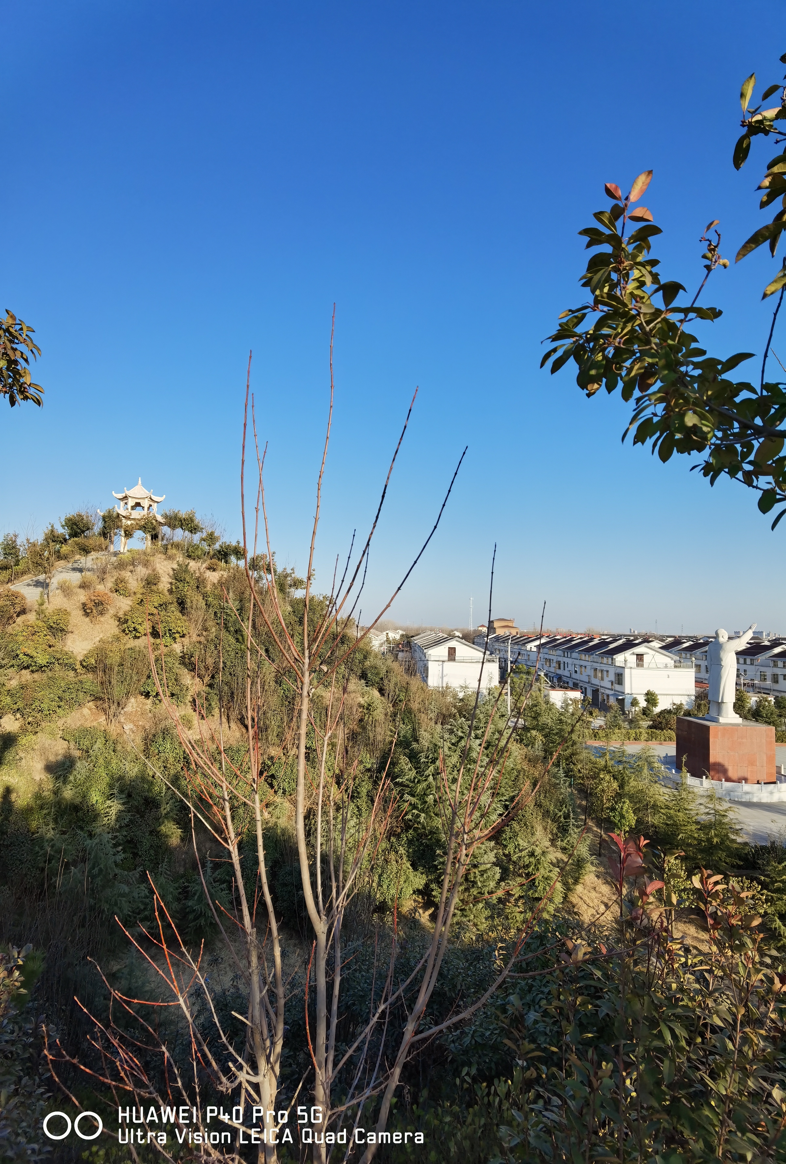  p>龙池头村,位于河南省西华县红花集镇. /p>