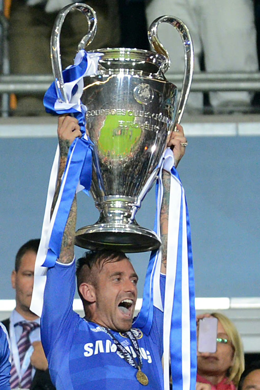 劳尔·何塞·特林达德·梅雷莱斯