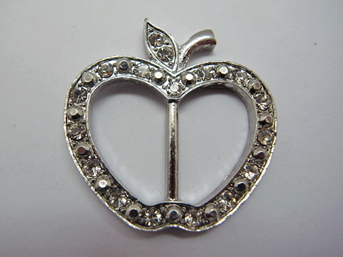 同时欧美市场本来就有五金装饰的传统,所以这个行业越来越有蓬勃发展