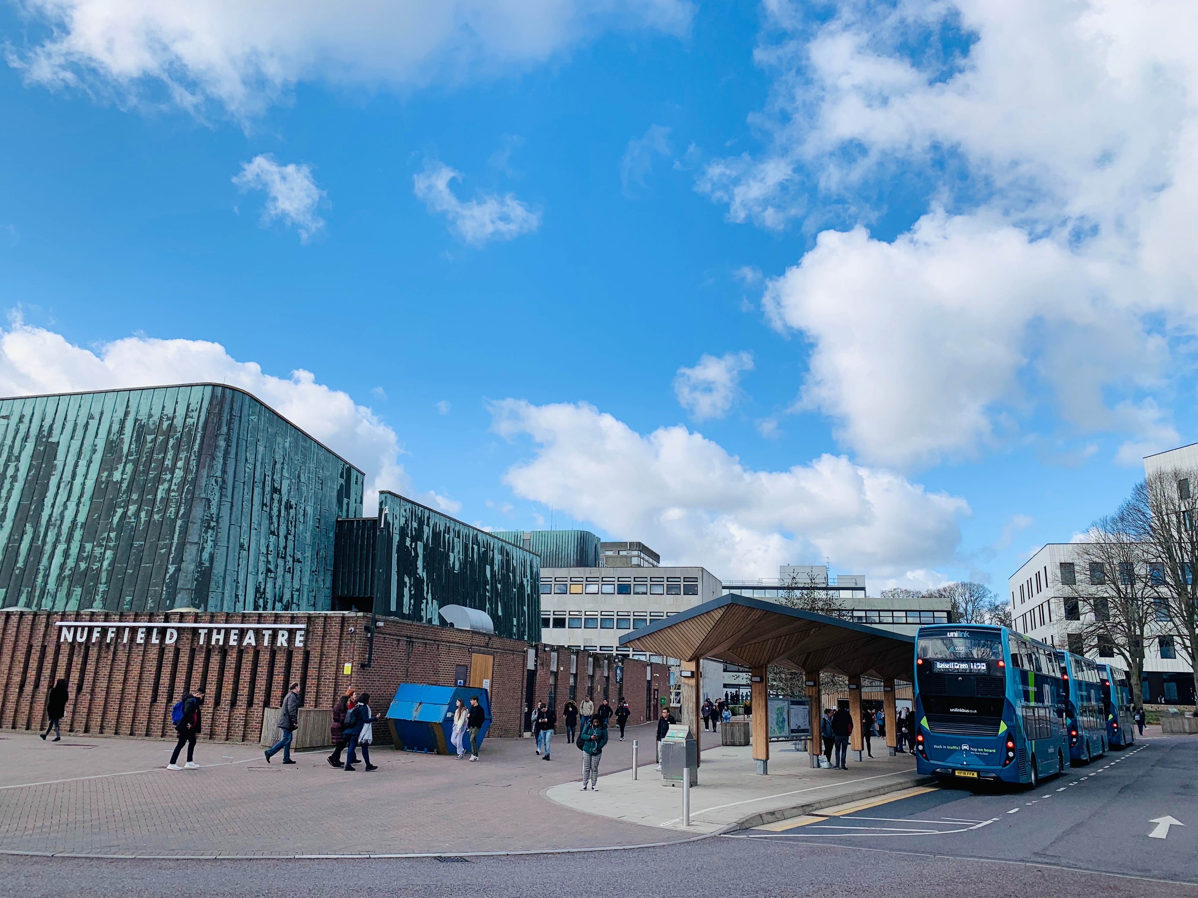 英国南安普敦大学