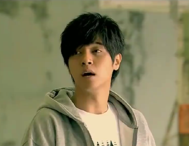 男,电视剧《 a target="_blank" href="/item/篮球火/10840817" data