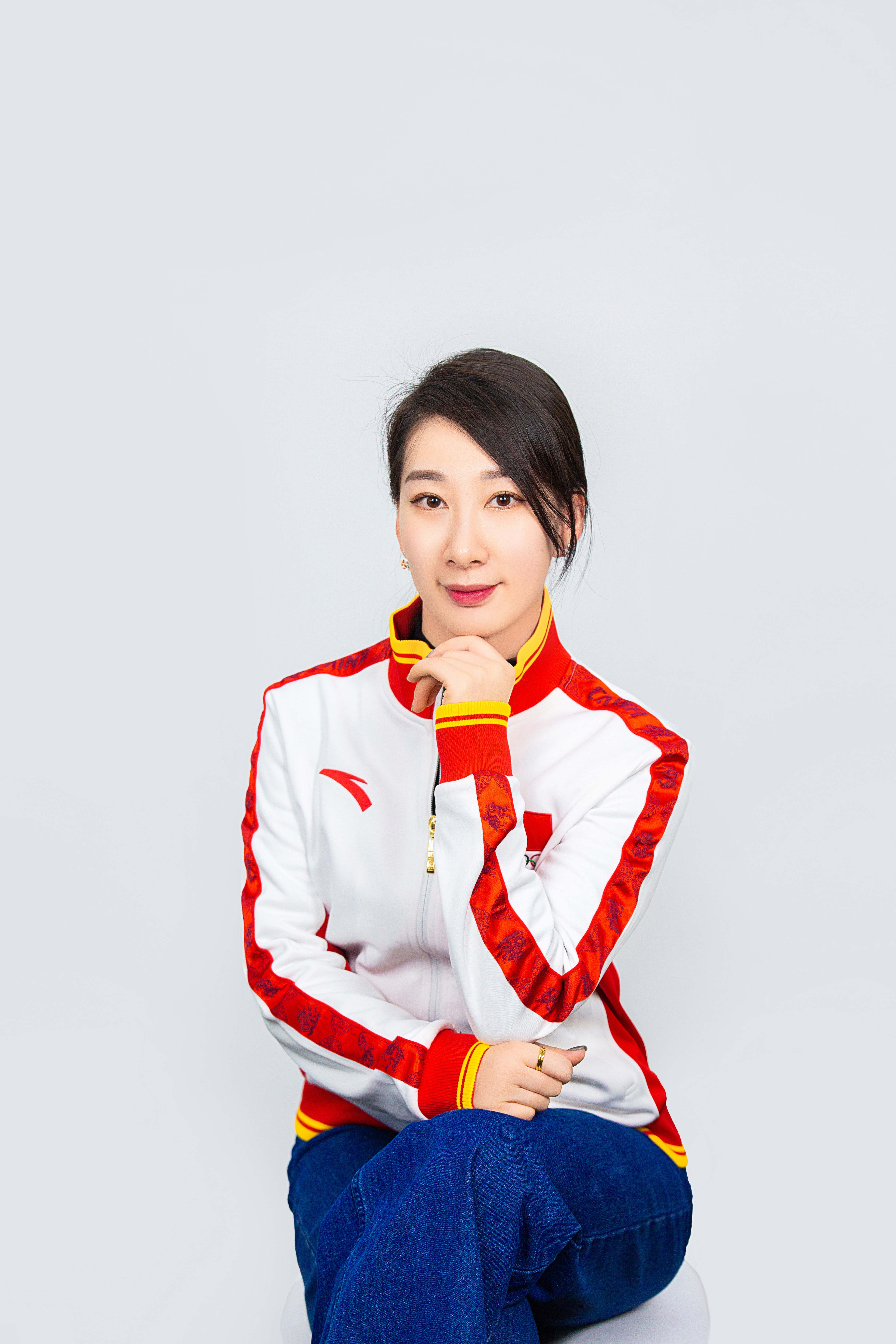 8r5lv3">陈宏,1994年2月11日出生于黑龙江省哈尔滨市,中国冰舞运动员