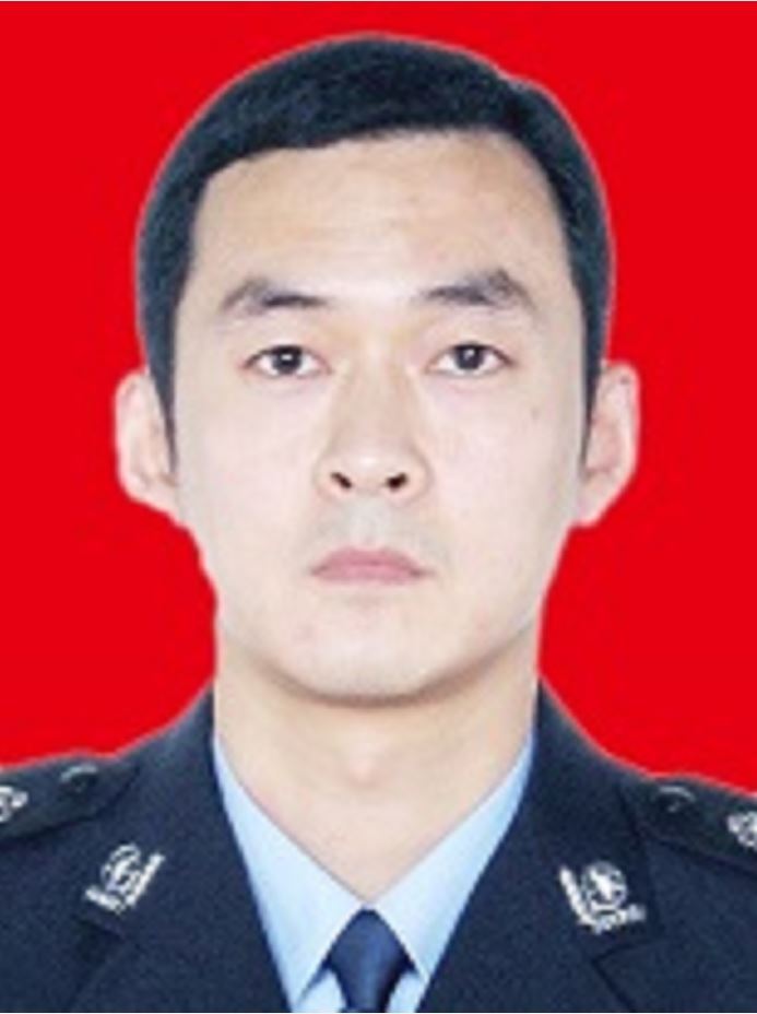 张毅