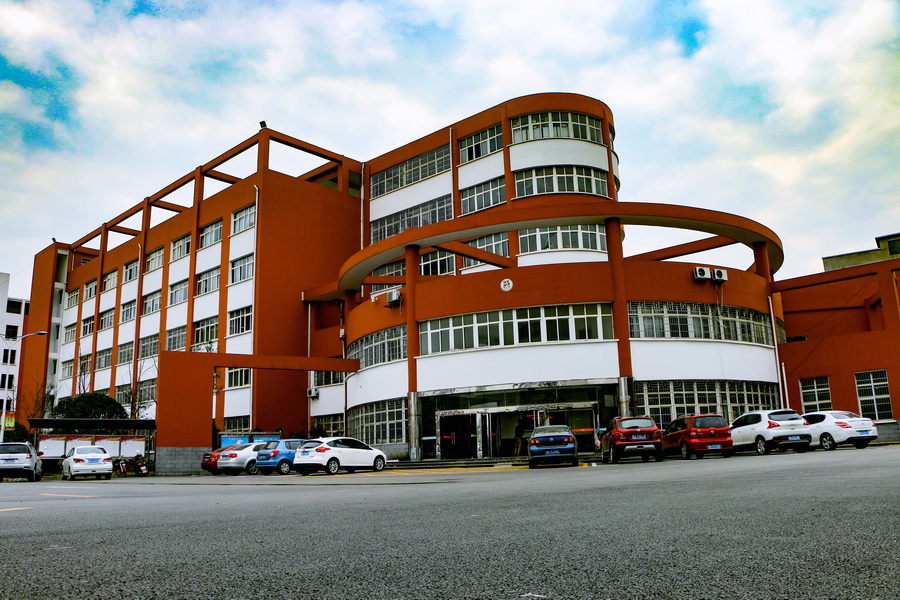  p>湖南信息职业技术学院(hunan college of information)坐落于 a