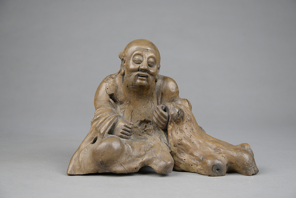 清红木根雕老人摆件