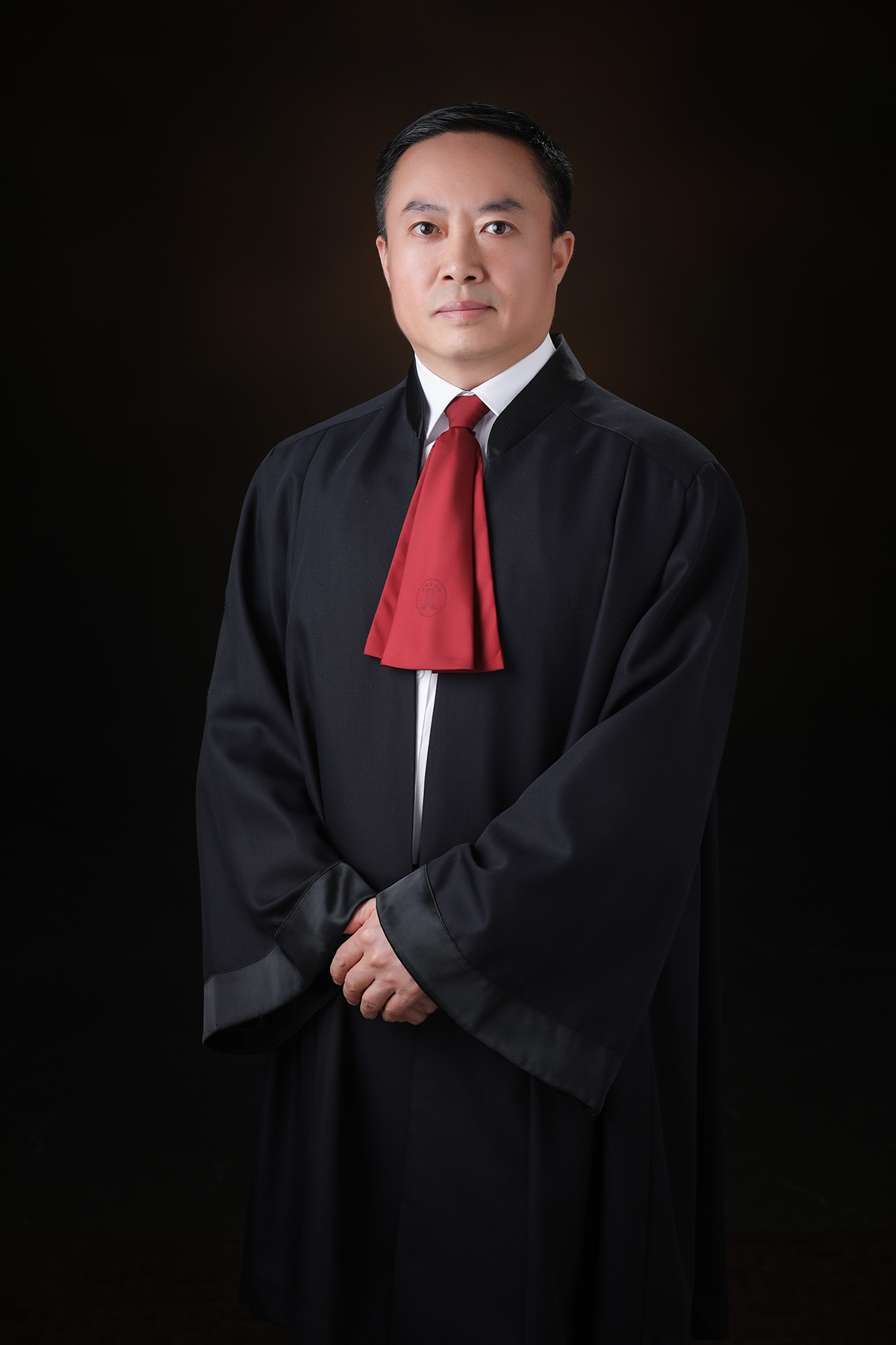  p data-id="gnasxos0eu">张睿,男,中共党员,一级律师执业23年; sup
