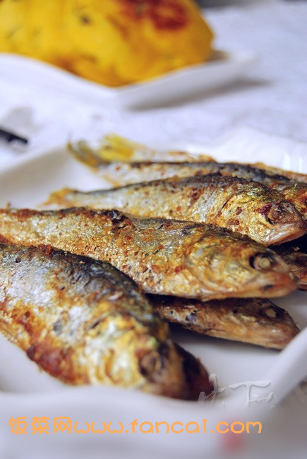 油煎海鲫鱼
