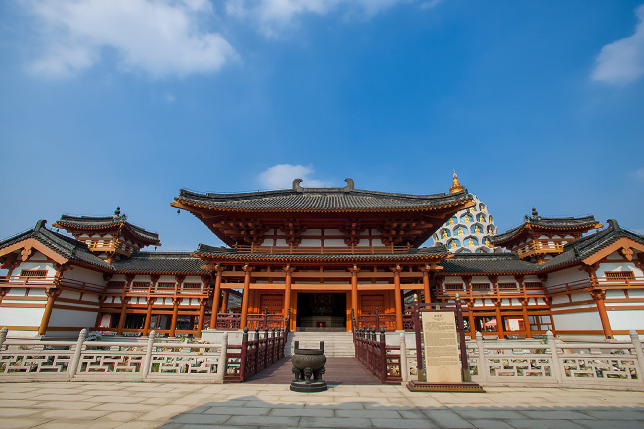  p data-id="gnvfucu733">佛山宝林寺位于顺德大良太平山西麓,于明山