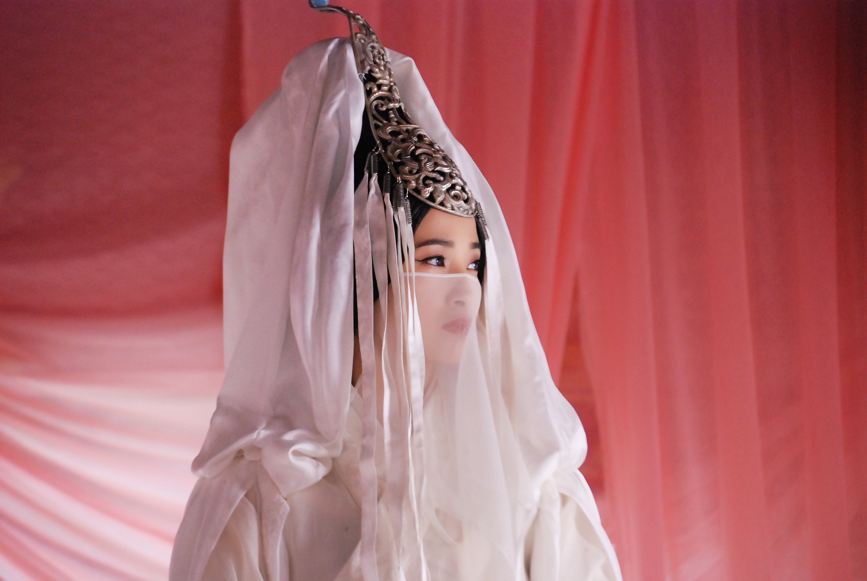  p>龚蓓苾,1978年2月21日出生于福建省泉州市石狮市,中国内地女演员