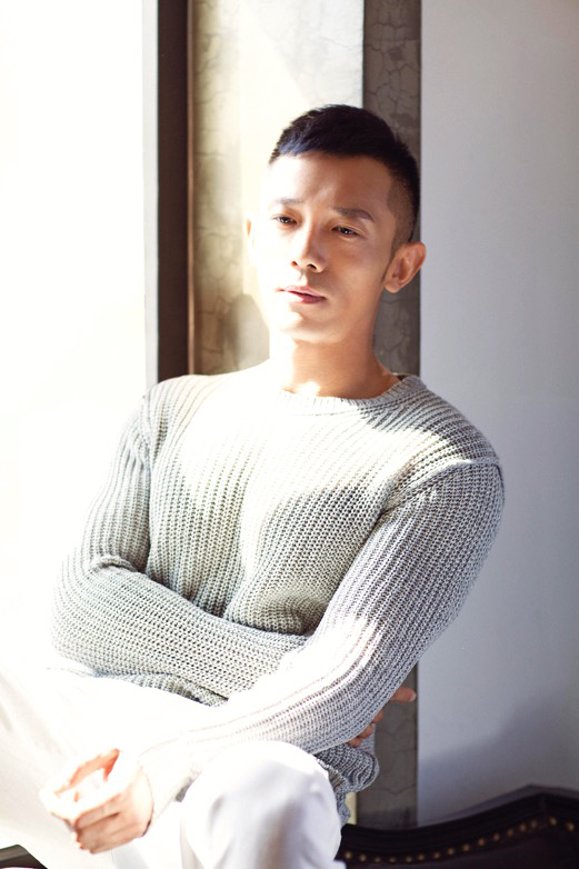 董洛甫,1975年12月4日出生于山东省济南市,中国内地男主持人,演员