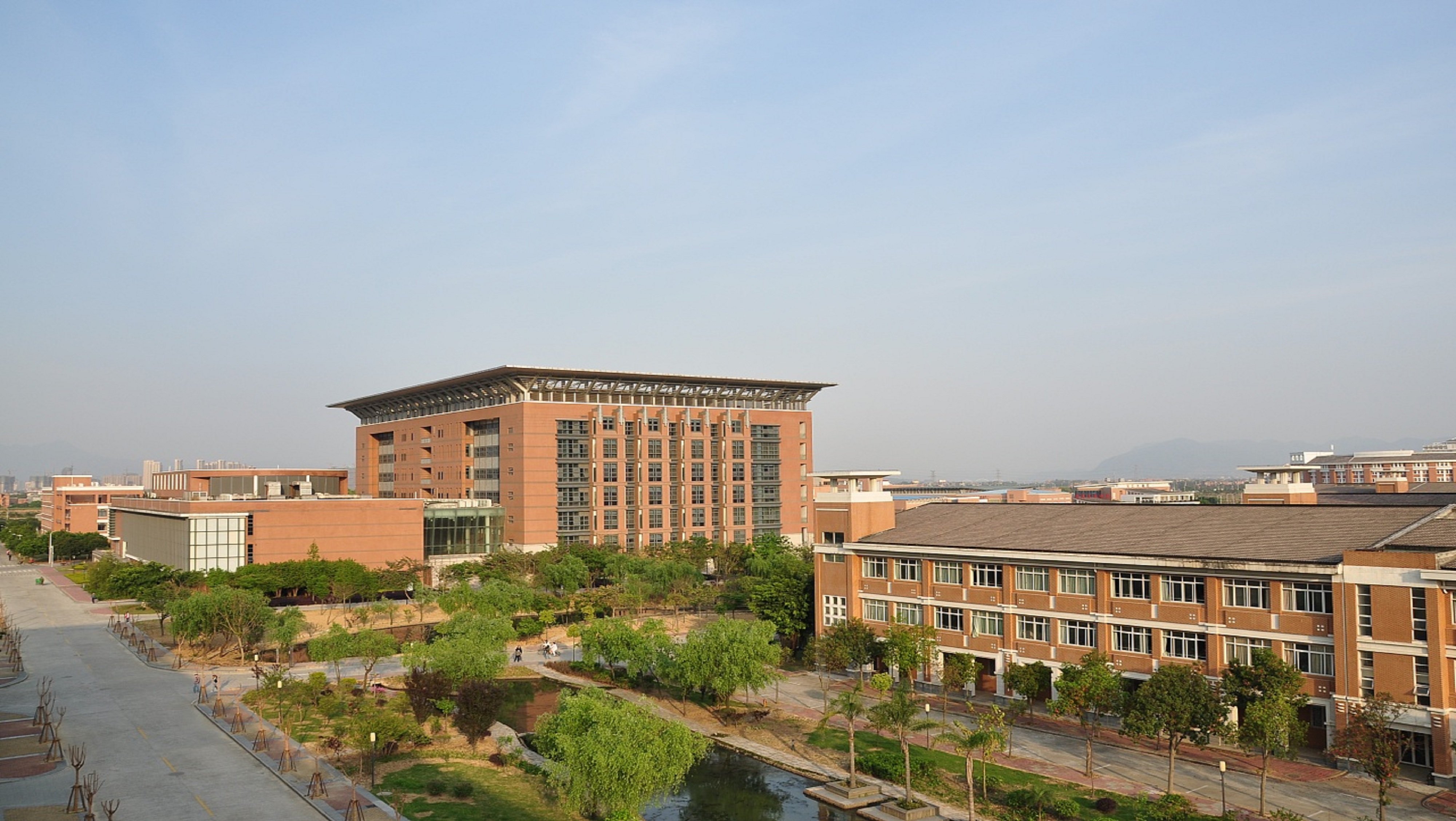  p>福建师范大学(fujian normal university),坐落于中国东南名城