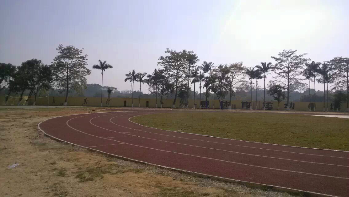 揭东县龙尾镇明珠初级中学