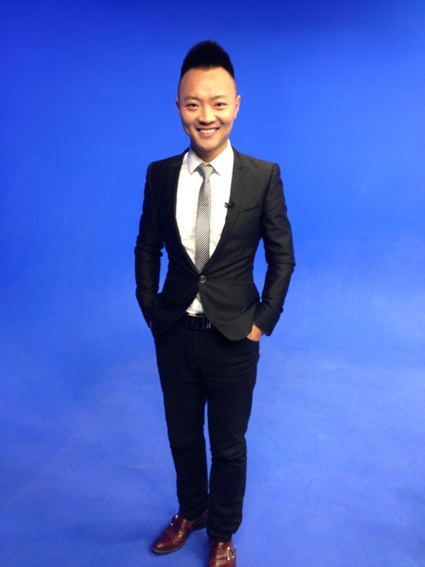  p>王牌,原名王维.1986年9月21日出生于四川省乐山市沐川县.