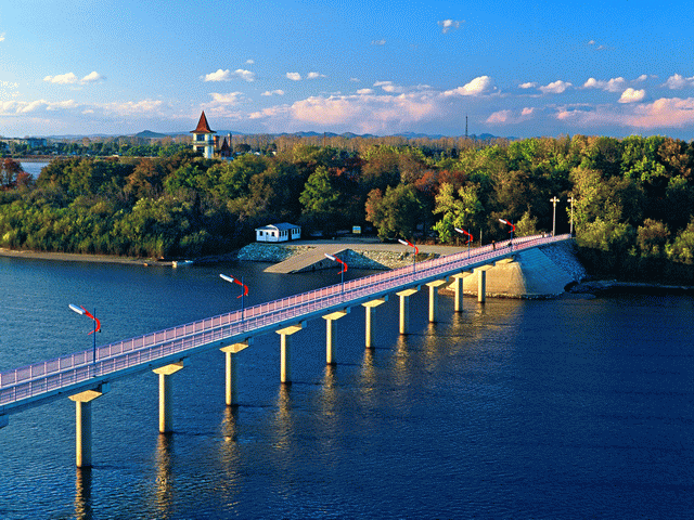 萝北县,隶属黑龙江省 a target="_blank" href="/item/鹤岗市">鹤岗市