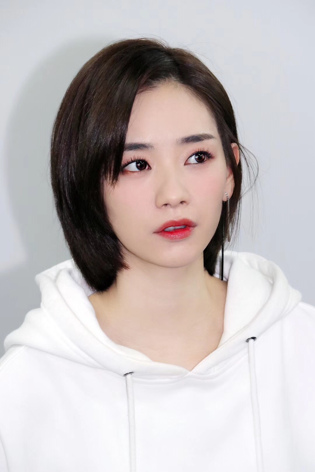 >刘雅瑟(原名刘欣),1989年1月13日出生于湖南省衡阳市,中国内地女演员