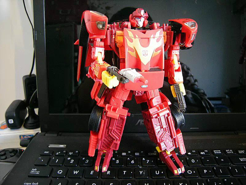  p>热破(hot rod),是《 a target="_blank" href="/item/变形金刚