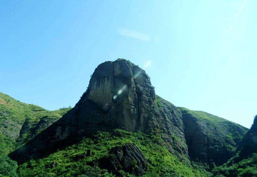  p data-id="gnfc6qcc0k">野人谷景区位于防城区那良镇那楼村北仑河第