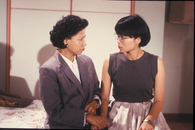  p>剧名:串烧冤家 /p> p>类型:时装 /p> p>播放时间:1989年9月25日 /p