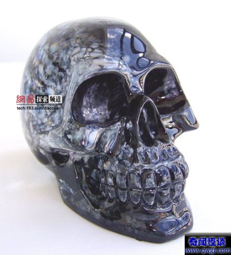  p>水晶头骨指有石英石打造完成的模型.