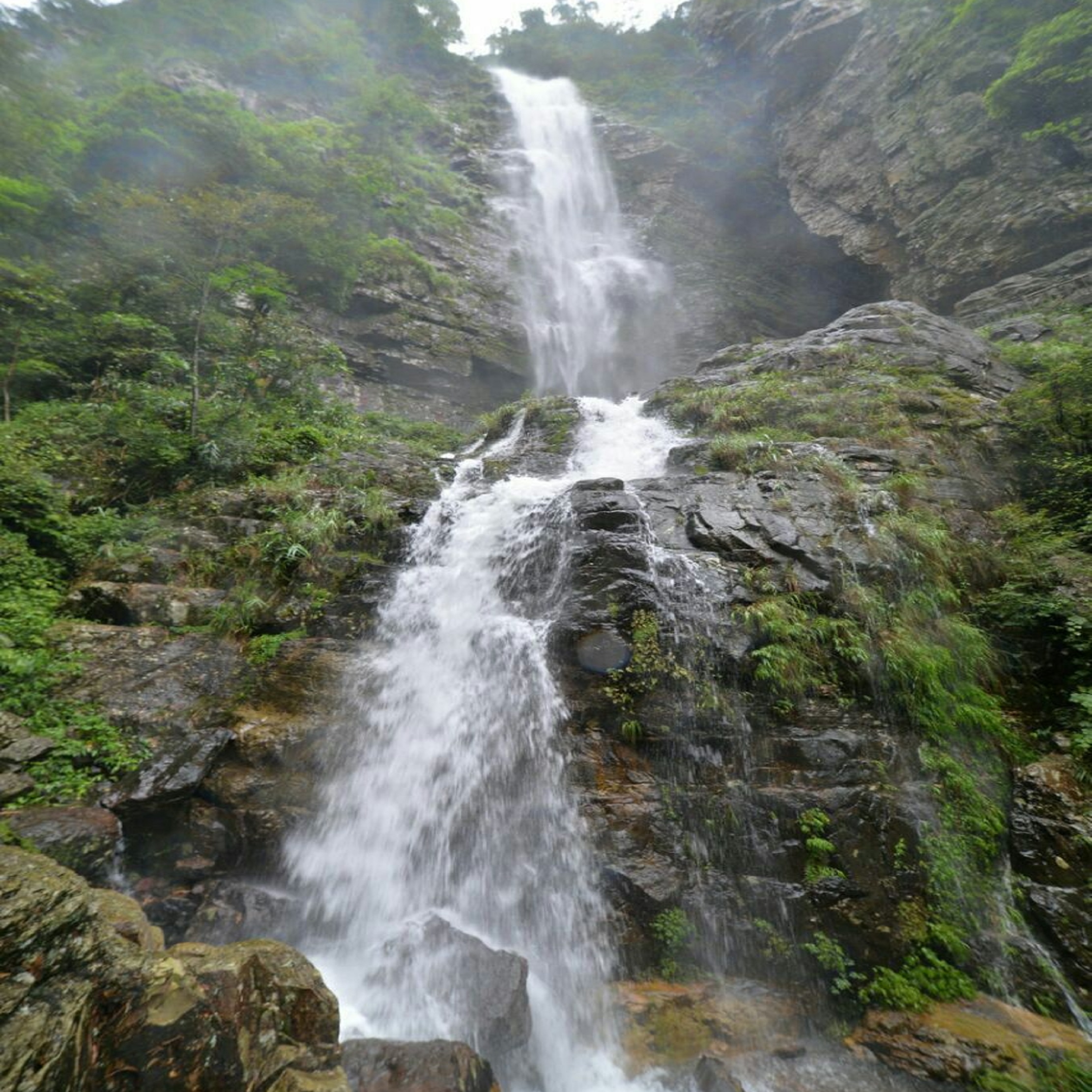  p>百崖大峡谷是 a target="_blank" href="/item/广西/162679" data