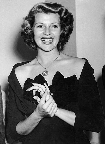  p>丽塔·海华丝(rita hayworth,1918年10月17日—1987年5月14日)