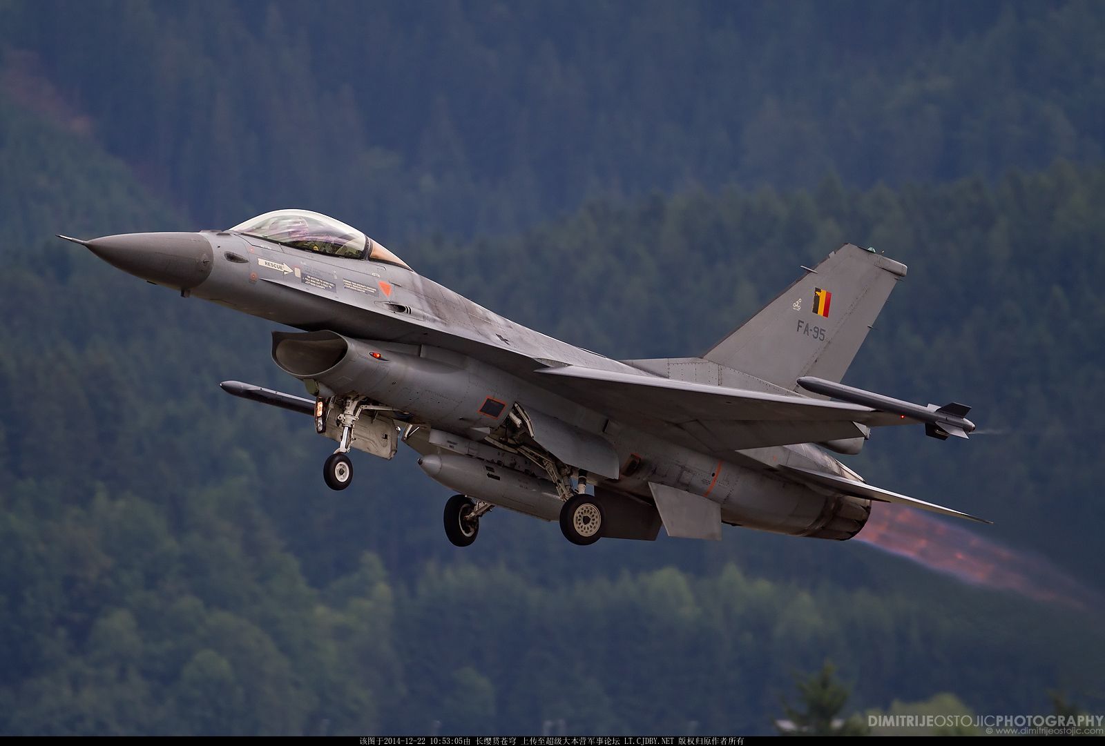 战隼">战隼 /a>"是美国通用动力公司为美空军研制的单发轻型战斗机