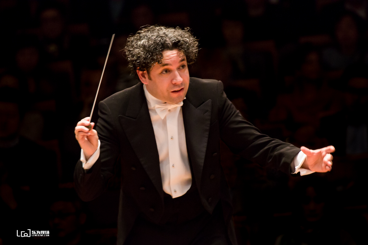  p data-id="gnvk5d5uzy">古斯塔夫·杜达梅尔(gustavo dudamel),1981