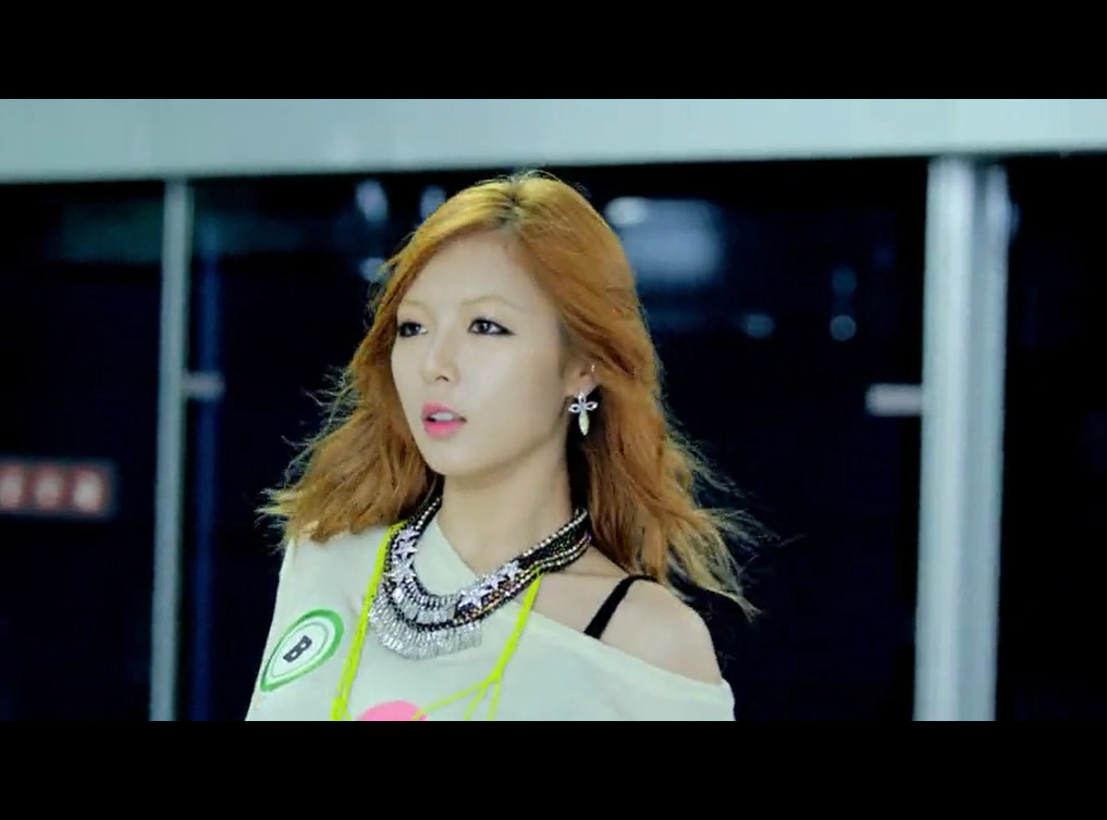 kim hyun a),1992年6月6日出生于韩国首尔,韩国女歌手,主持