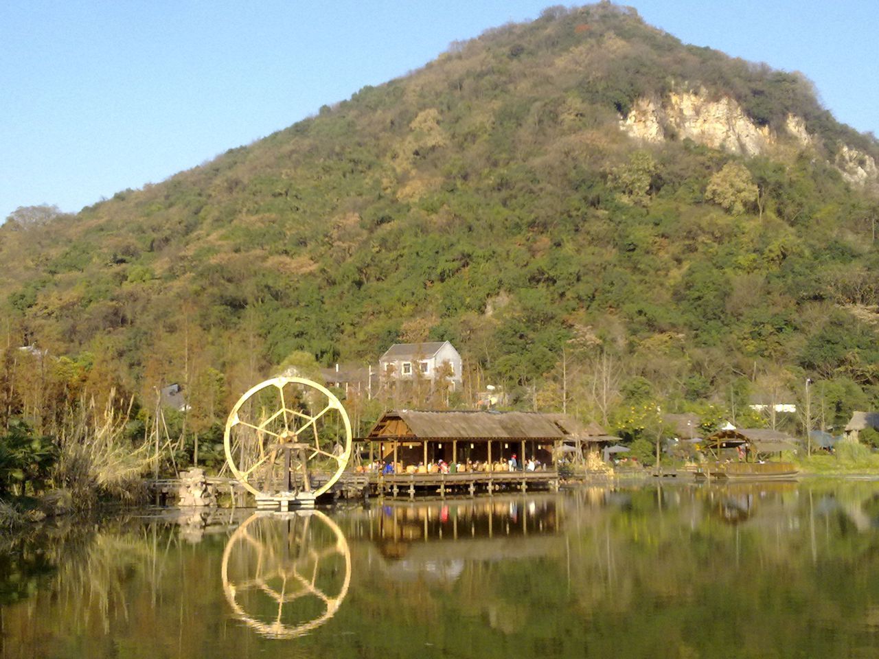  p data-id="gnask5vtgs">玉皇山位于山东省 a target="_blank" href=