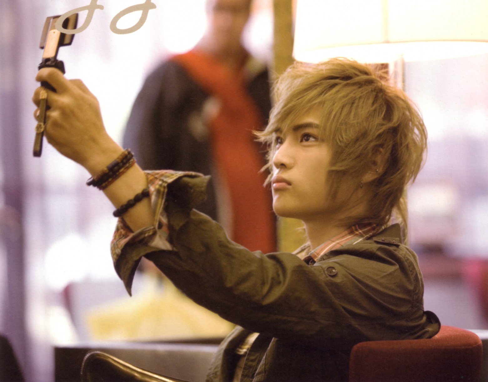  p>金在中(kim jae joong),原名"韩在俊".