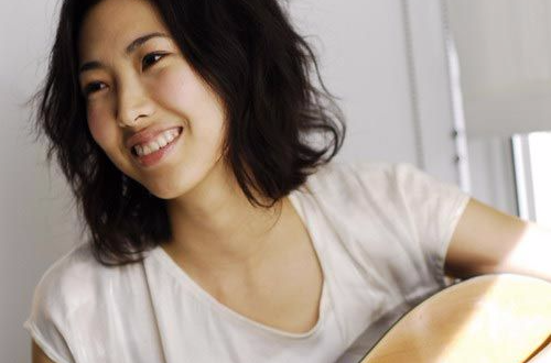  p>《lemon tree》是2011年王若琳演唱的一首英文歌曲,收录在专辑