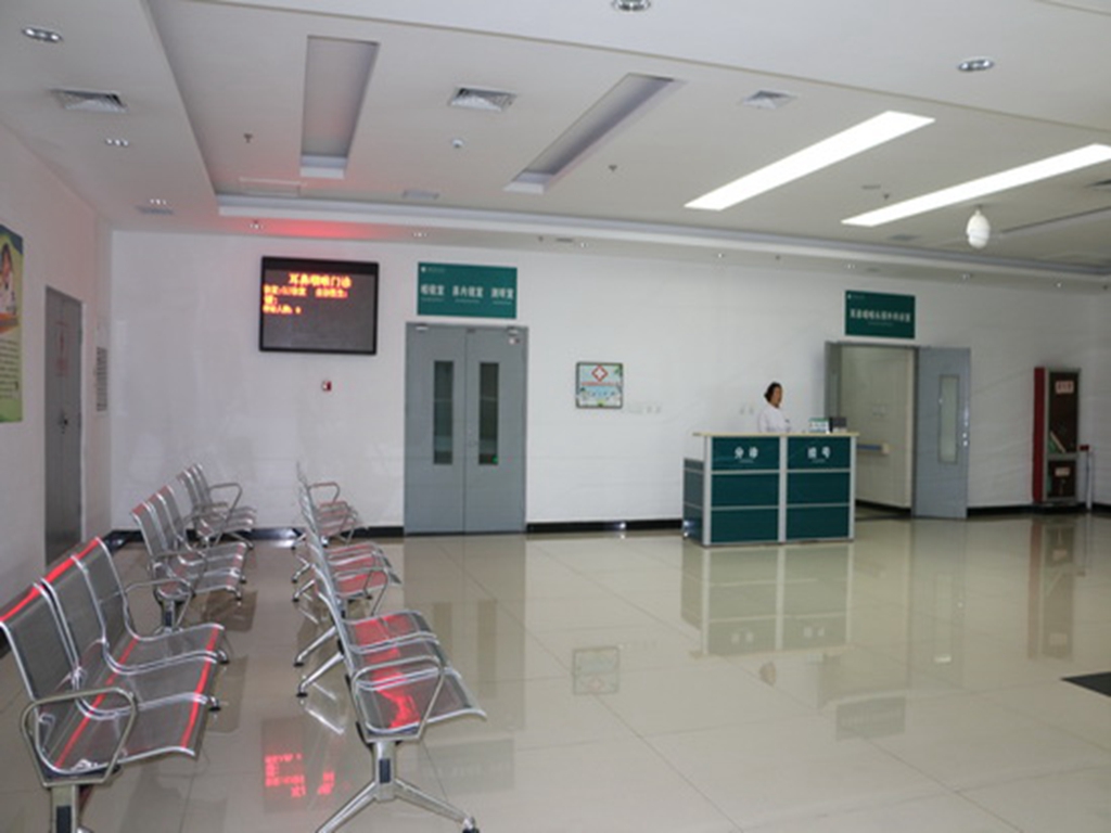  p>渭南市中心医院位于陕西省渭南市胜利大街与渭清路东北角,创建于
