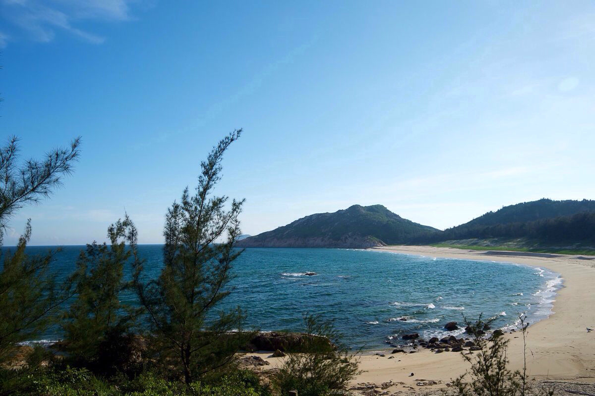 data-lemmaid="2701262">惠东县 /a>港口滨海旅游度假区,地处惠东县 a