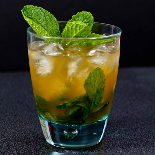  p>薄荷朱丽普(mint julep)是一款用波旁威士忌加糖,冰及薄荷等制成的