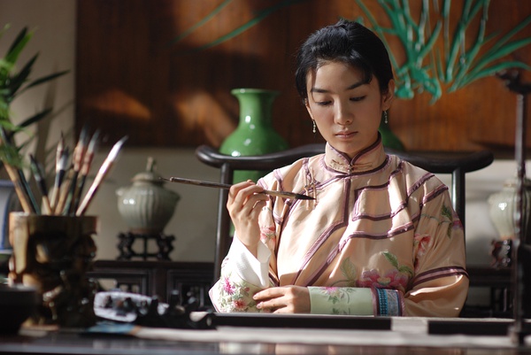 p>《竞雄女侠·秋瑾》是一部由 a href="#" data-lemmaid="6110953">