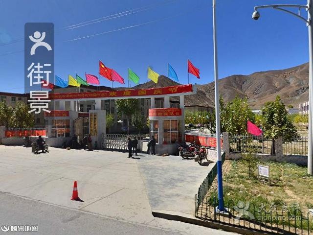  p>西藏白朗县中学始建于1978年,1982年因教育改革而停办,1993年又