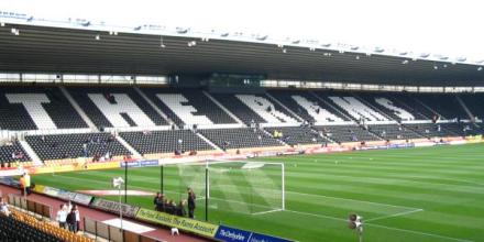 普莱德公园球场