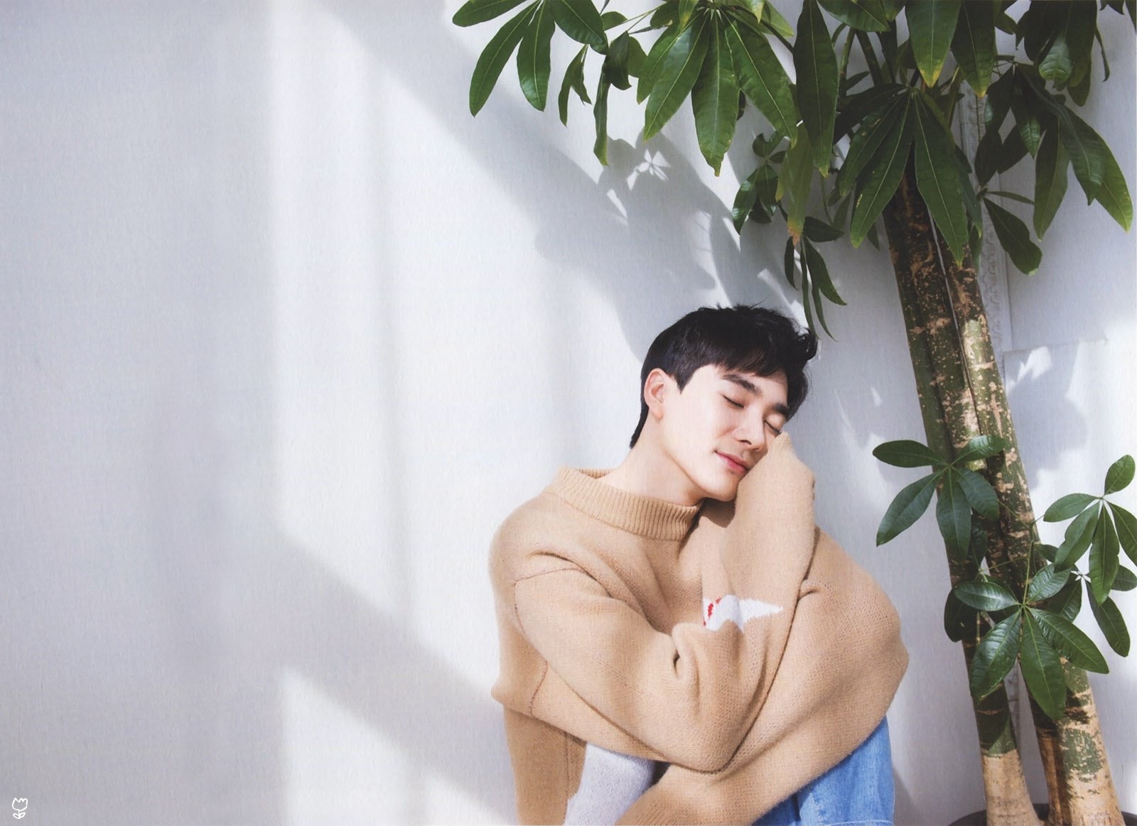  p data-id="gnbxb68z93">郭英敏(aron),1993年5月21日出生于美国