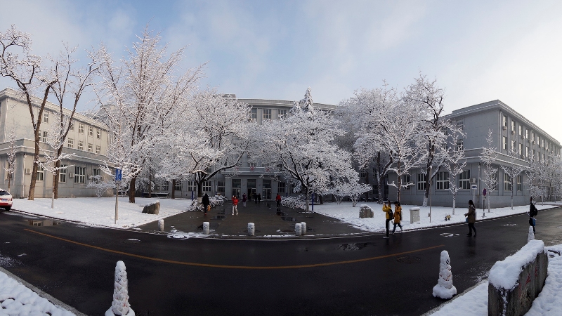 首都医科大学
